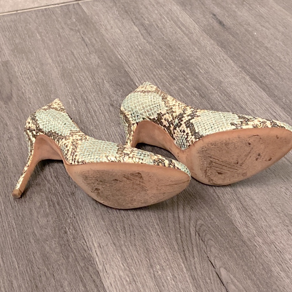 Gorgeous Coach high-heeled shoes - Picture 15 of 16